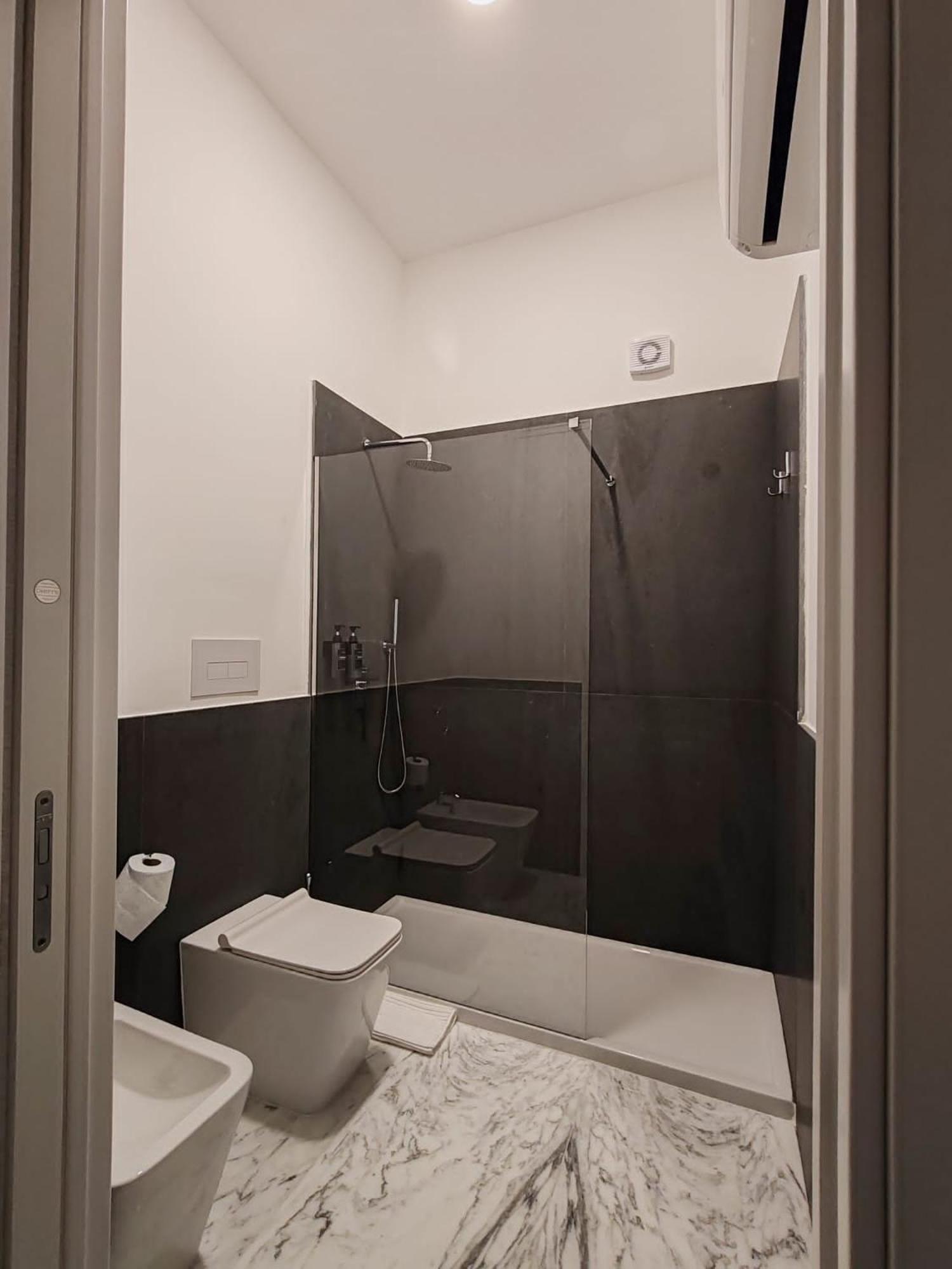 Lily Apartments Palermo Dış mekan fotoğraf